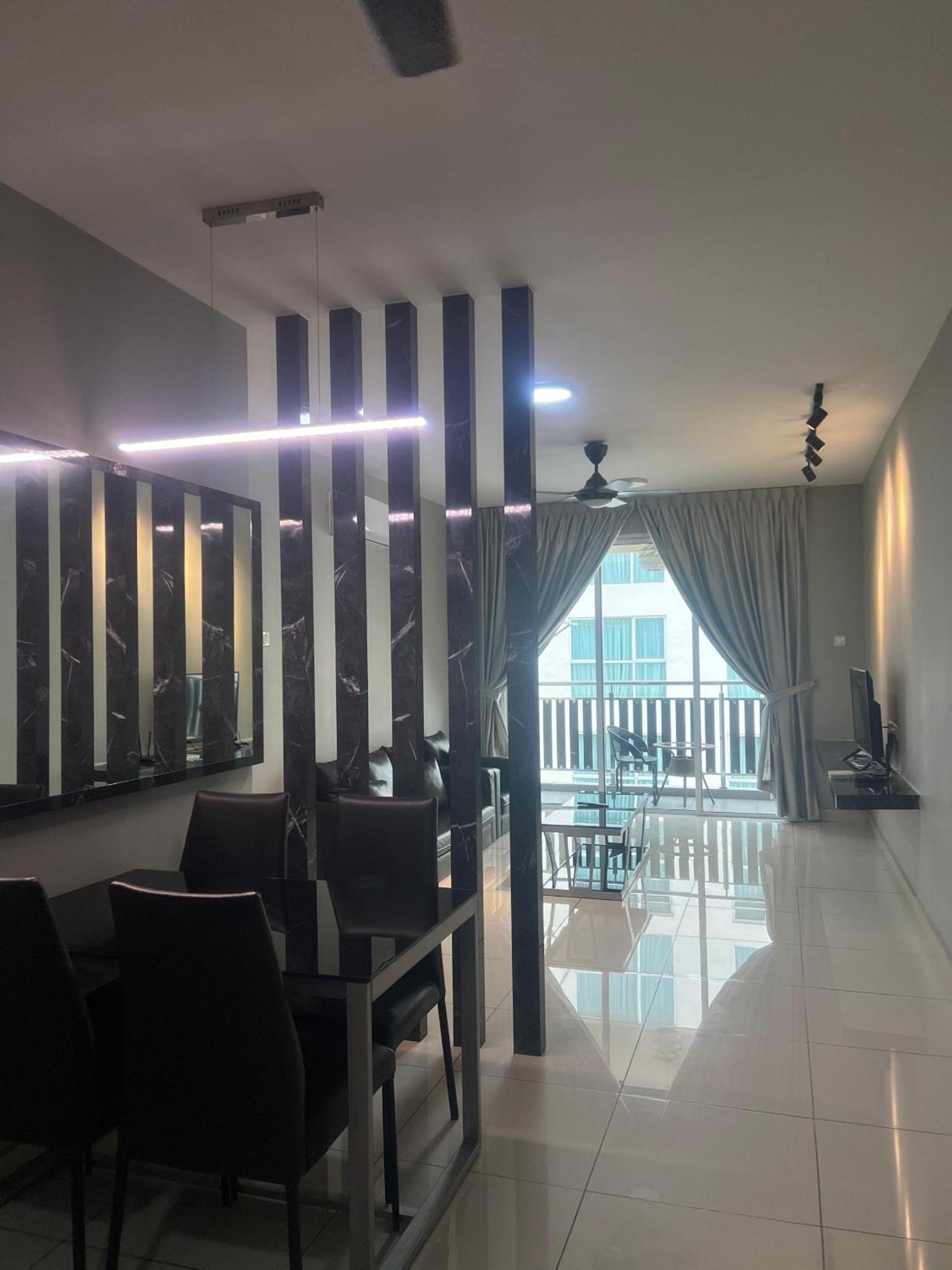 Residences At Daya By Sr Home Johor Bahru Exteriér fotografie